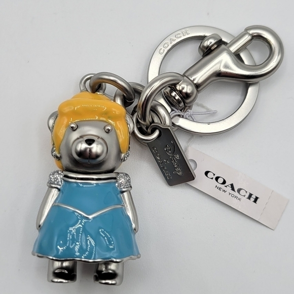 Coach Disney Cinderella Bear Keychain bag charm - Picture 5 of 6